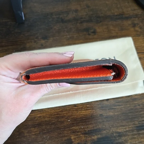 Louis Vuitton Orange Epi Emilie Wallet - Picture 6 of 16